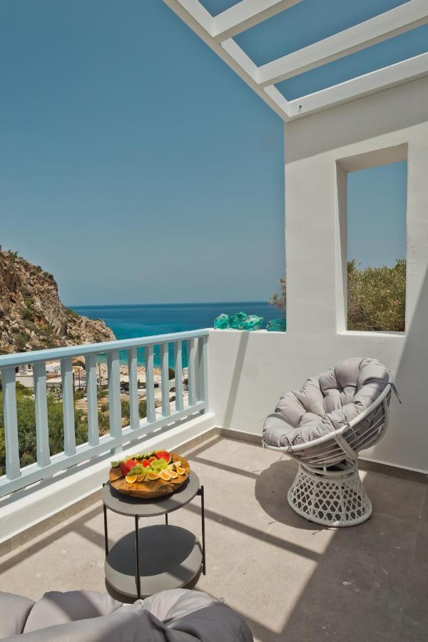 Enilion Luxury Suites Kyra Panagia Exteriör bild