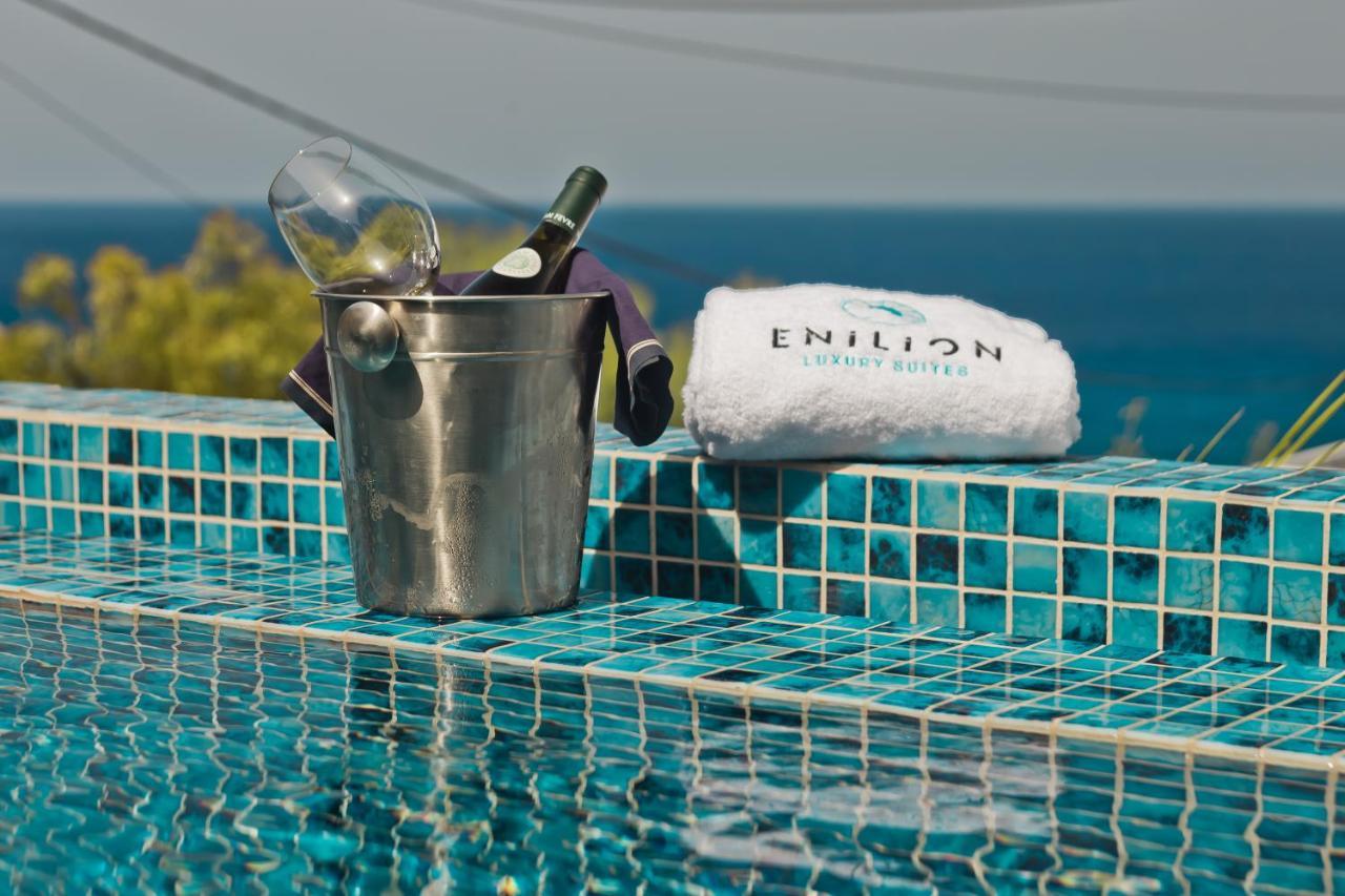 Enilion Luxury Suites Kyra Panagia Exteriör bild