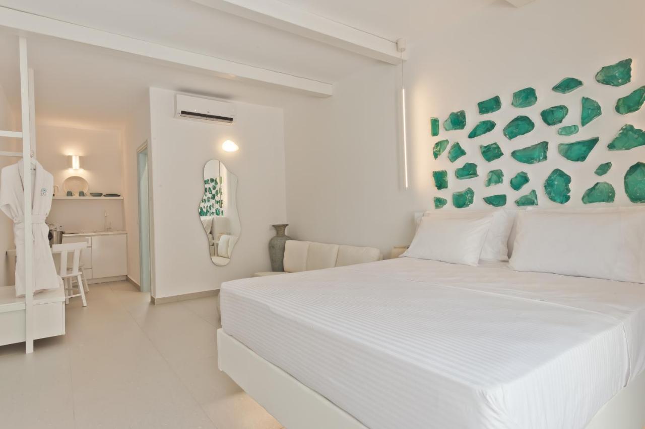 Enilion Luxury Suites Kyra Panagia Exteriör bild