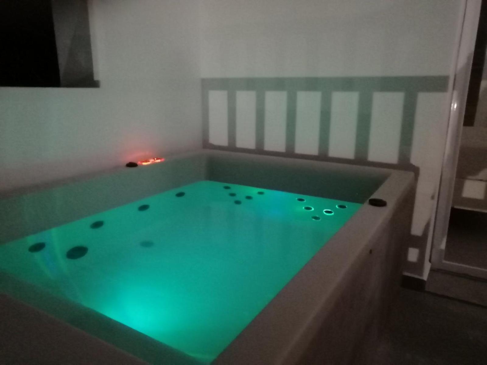Enilion Luxury Suites Kyra Panagia Exteriör bild