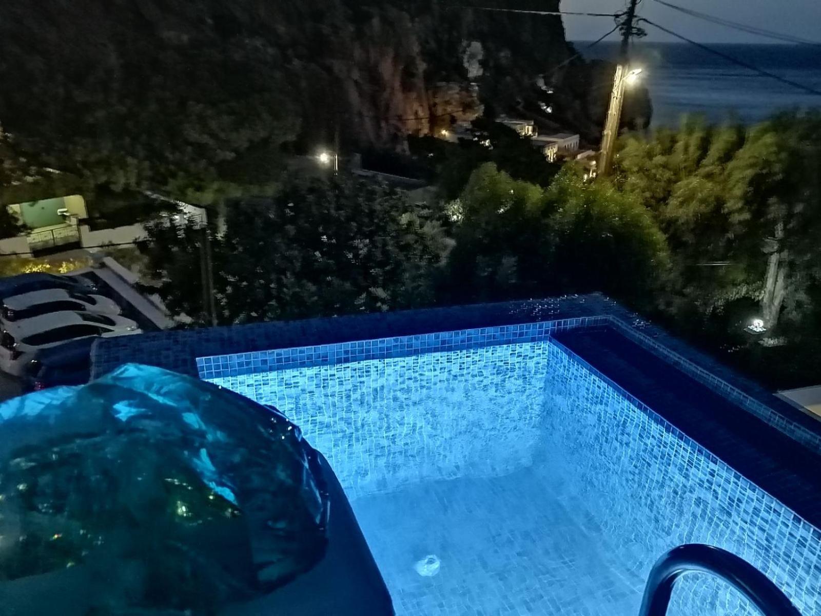 Enilion Luxury Suites Kyra Panagia Exteriör bild